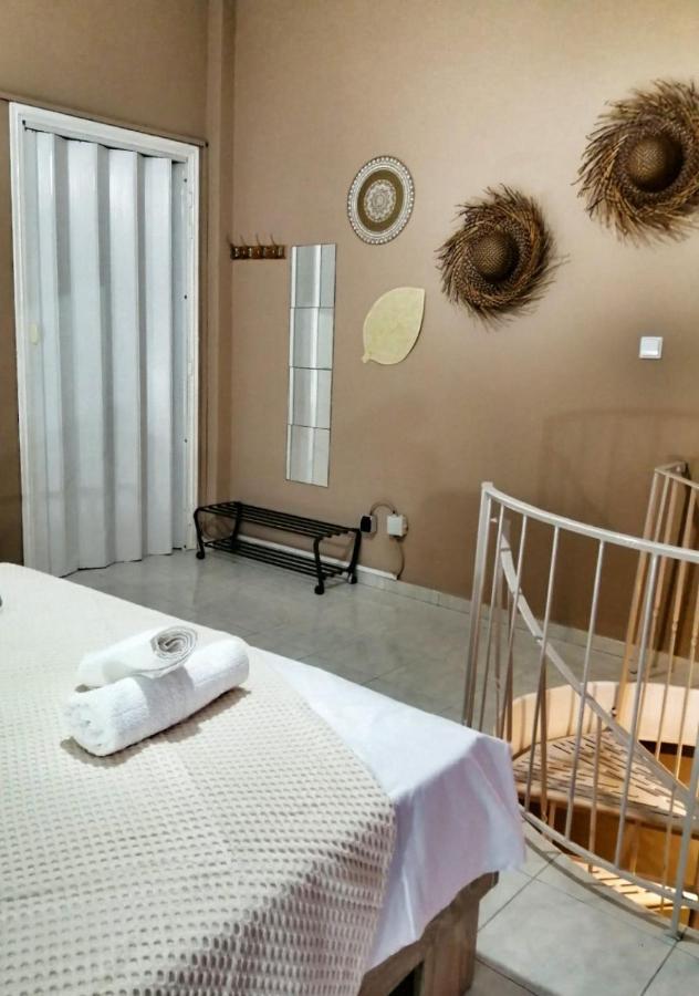 Waterway View Apartment Galatás Ngoại thất bức ảnh