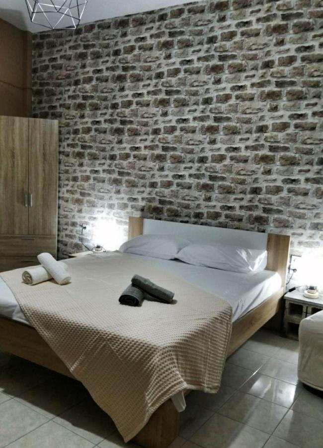 Waterway View Apartment Galatás Ngoại thất bức ảnh